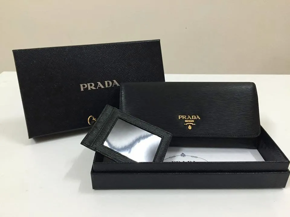 Prada Wallet (New)